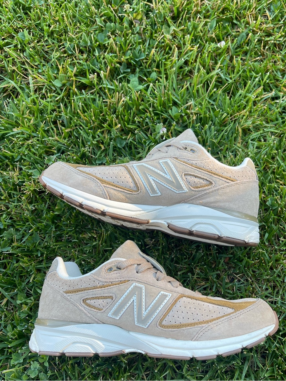 New Balance 990v4 Shoes Made in USA Hemp Tan Suede Sneakers Womens 7.5 Youth 6